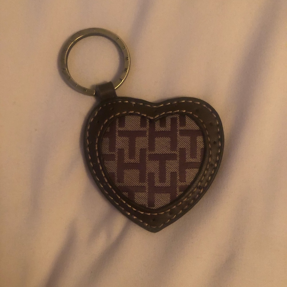 Tommy Hilfiger heart Keychain